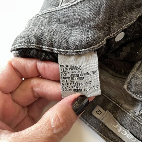 Tractr Jeans Girls Size 12 Grey Distressed with‎ Embroidery on Ankle - Picture 8 of 9